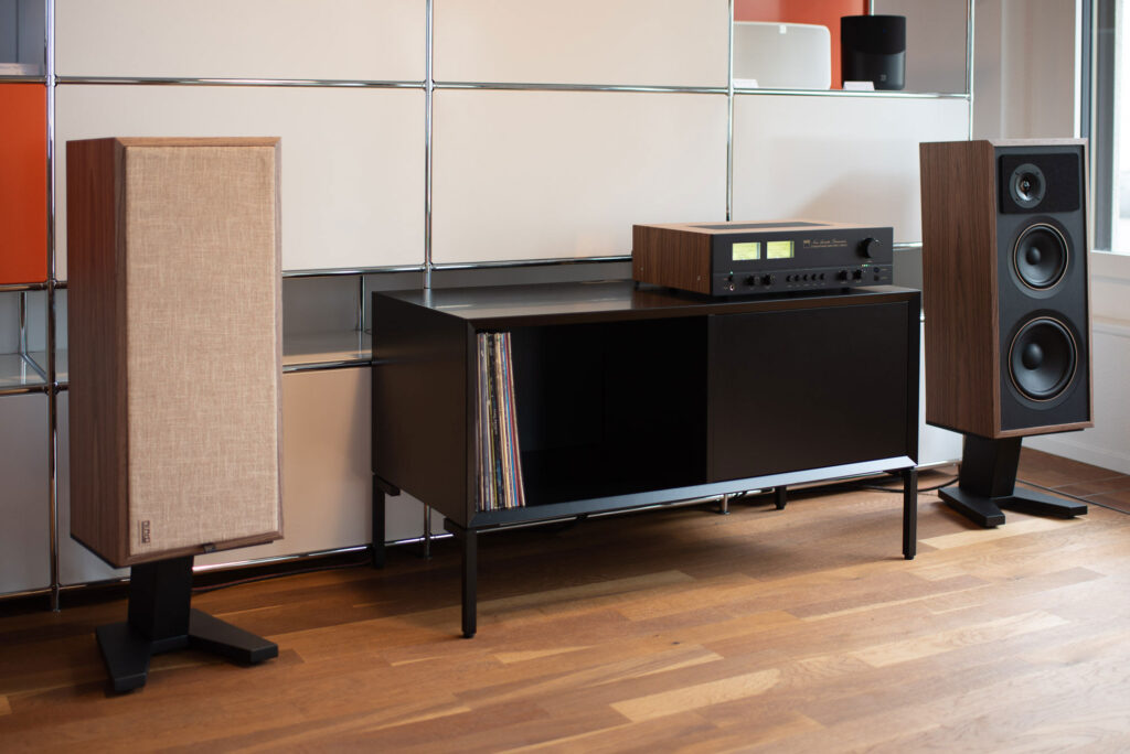 Passif-50-Walnut