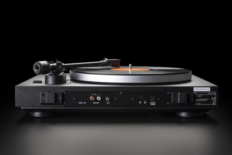 DUAL CS 429 Back view